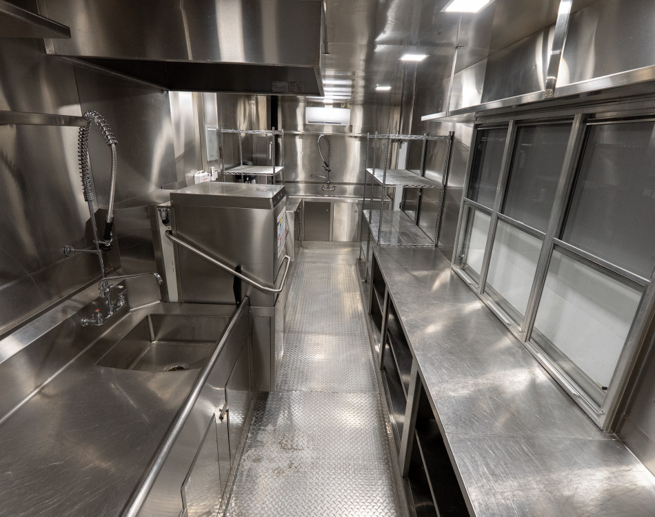 24 Foot Dishwashing Trailer Photo 5