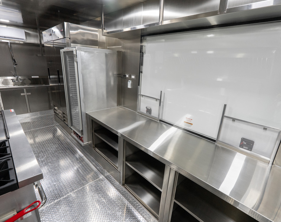 20 Foot Mobile Kitchen Trailer Photo 9