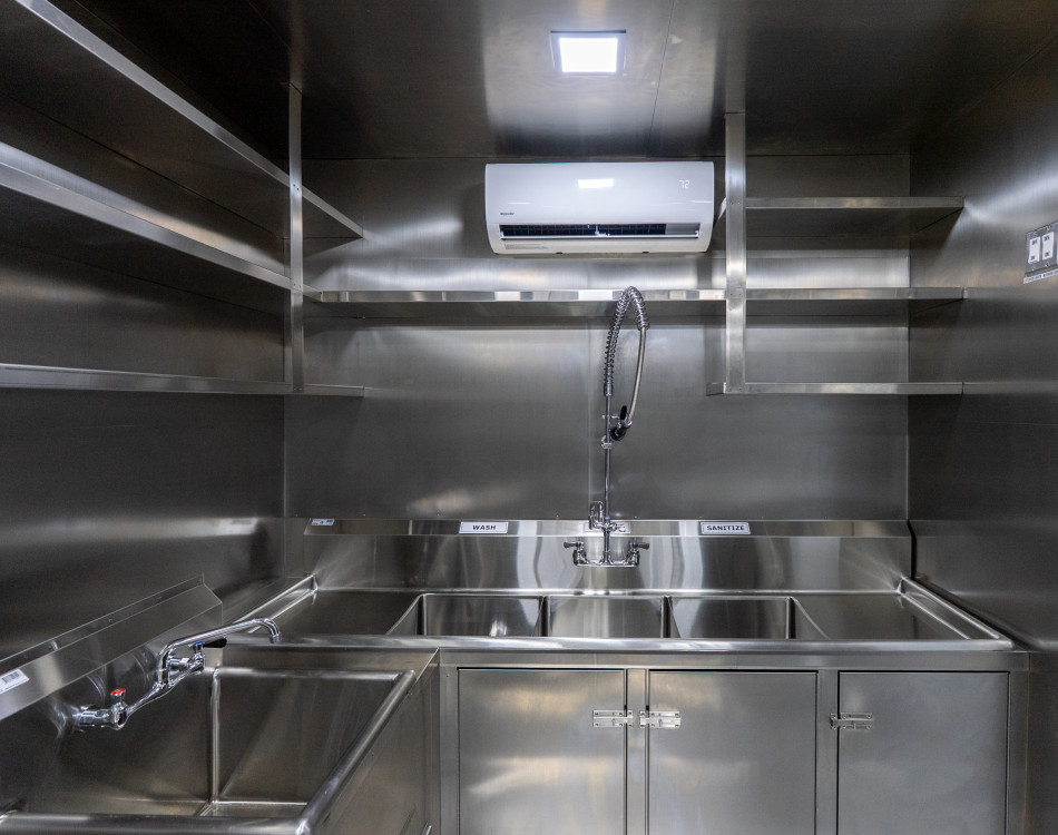 32 Foot Prep Kitchen Trailer Photo 11