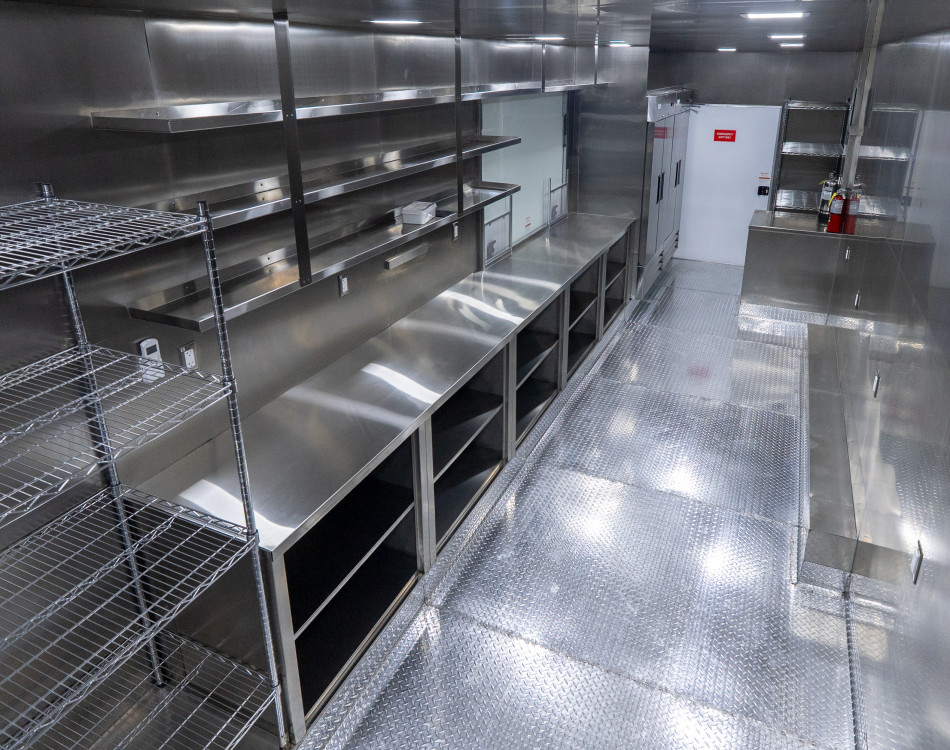 32 Foot Prep Kitchen Trailer Photo 16
