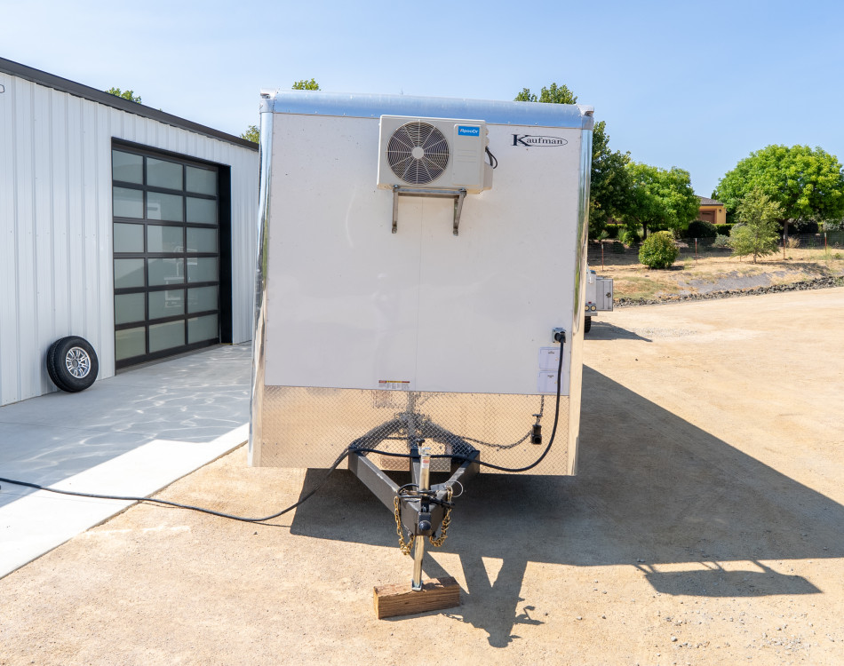 32 Foot Prep Kitchen Trailer Photo 2