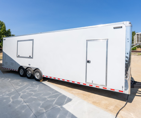 32 Foot Prep Kitchen Trailer